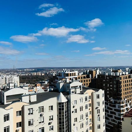 Comfortable Apartment With A Panoramic View Кишинів Екстер'єр фото